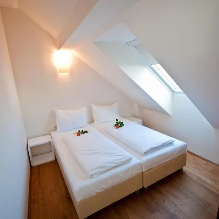 Apartment Nestroygasse Wenen Buitenkant foto